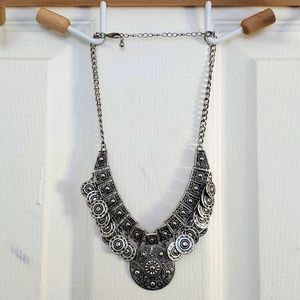 Silver Circle Collar Necklace